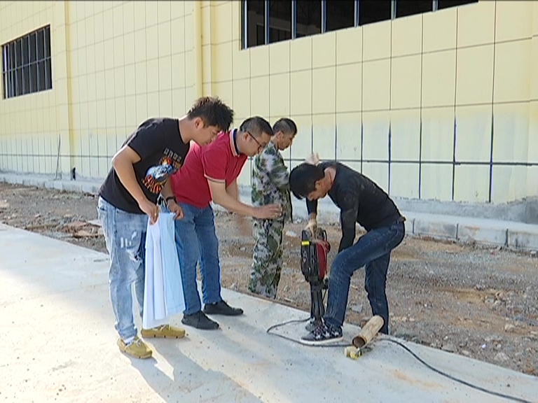 最新足球主题公园,滨河主题足球公园