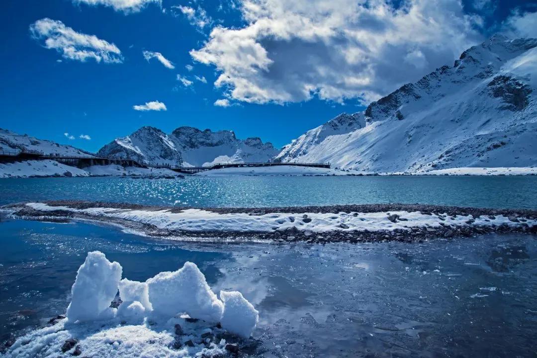 杭州九寨沟门票价格表,九寨沟景区浙江人免门票吗多少钱