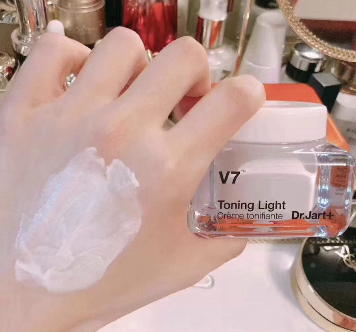 女生的“智商钱”真好赚，搓泥宝没啥用，素颜霜更是鸡肋