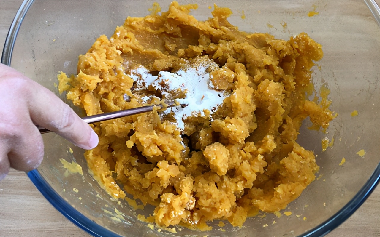 红薯馒头怎么做才松软又好吃,红薯的神仙吃法红薯馒头