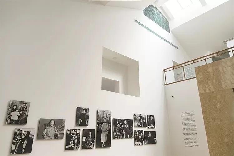 深圳翻身地铁成网红打卡地,深圳网红打卡地点富士康光明小镇