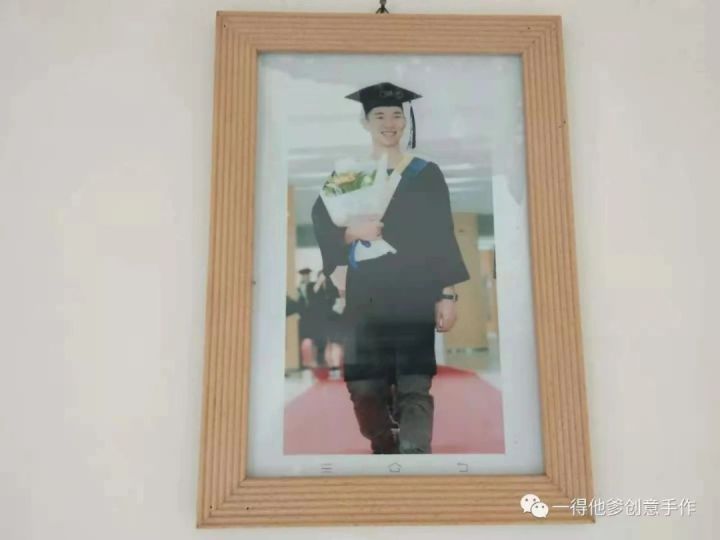 年仅20岁北美高材生张一得自杀去世，网红单亲爸爸遭质疑