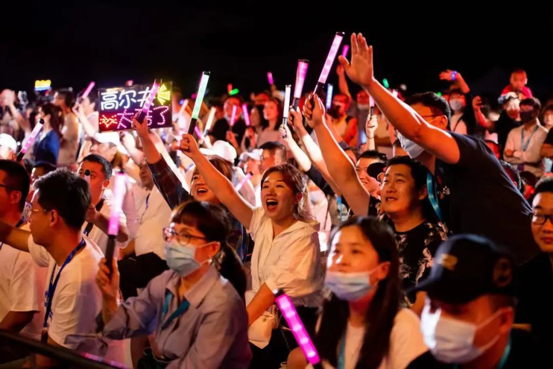 一键启动时光机，敢不敢穿梭回2020年伊始......