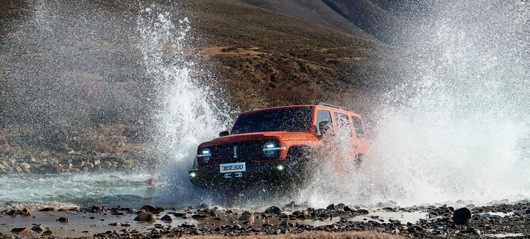 最便宜最稳定的大空间硬派越野车,硬派越野车20万左右哪个省油