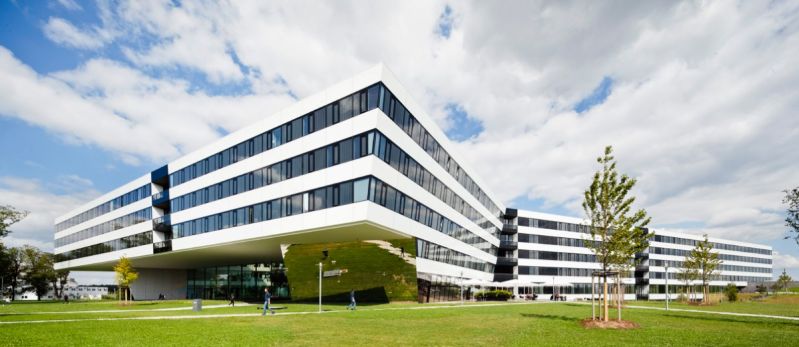 adidas总部航拍,adidas官方总部