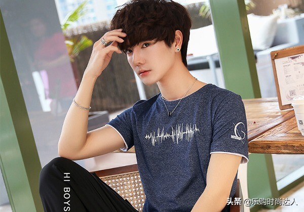 潮男短袖t恤潮流印字,潮男绿t恤短袖