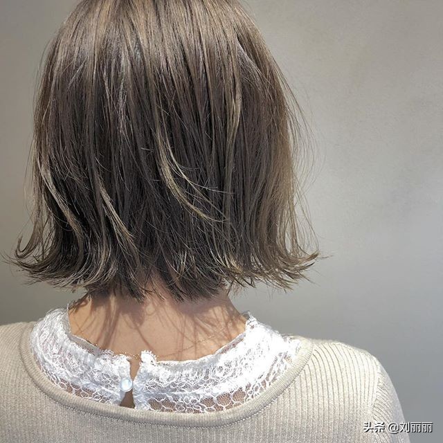新流行短发16款，怎么剪都不土，时尚女士都在剪