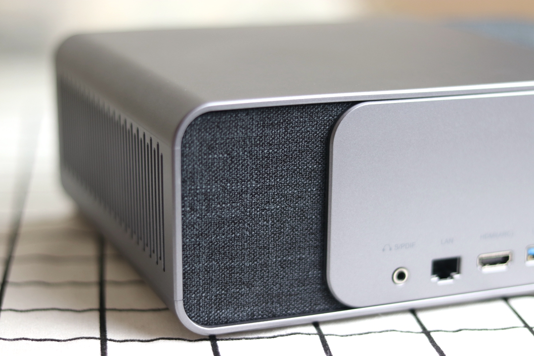 3GB+1400ANSI流明，强劲配置的当贝投影仪F1实测体验