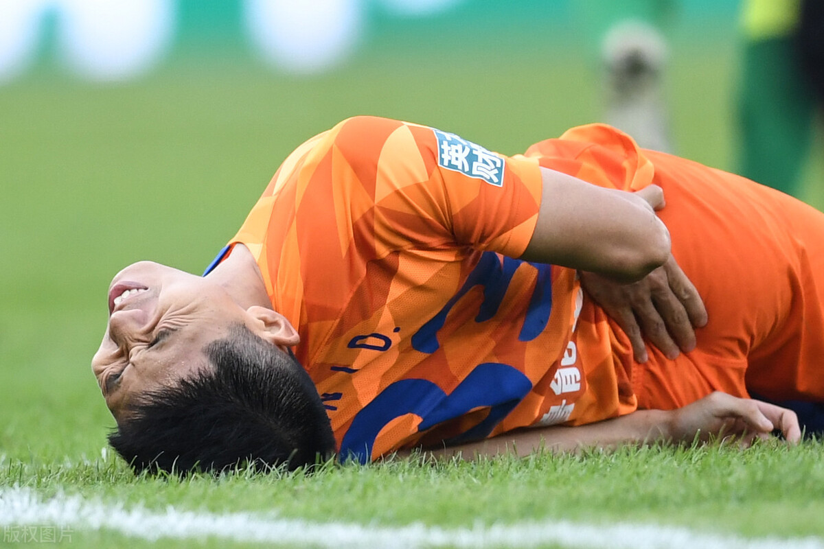 8国脚，2外援。这些赛季报销的核心球员是否能迎来涅槃重生