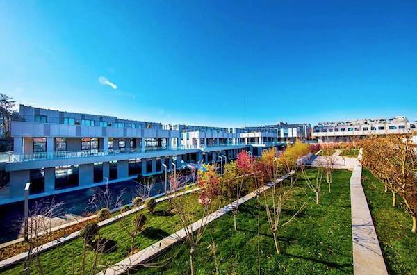 鐖遍┈浠曢泦鑱氬湴,閫夊潃娴嬭瘎