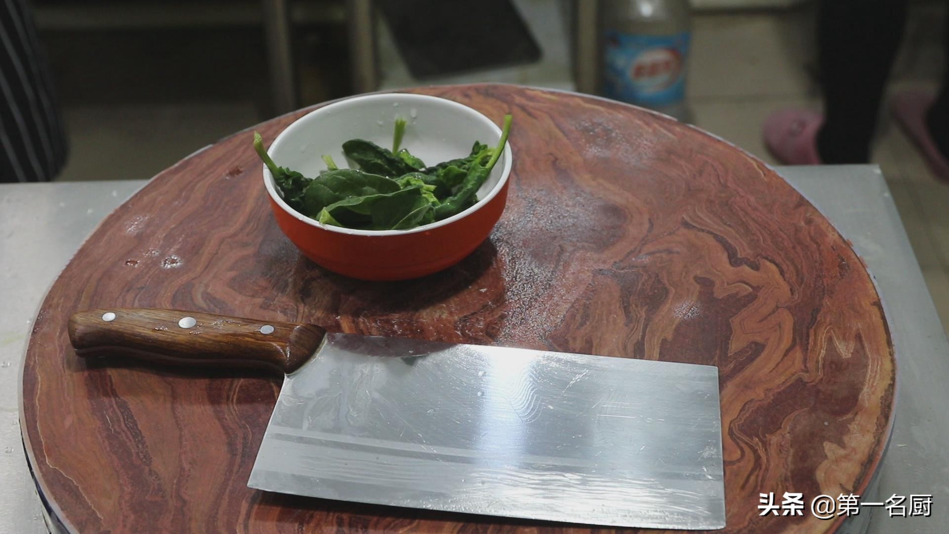 鸡蛋汤怎么弄好喝,鸡蛋汤怎么下锅好看好喝