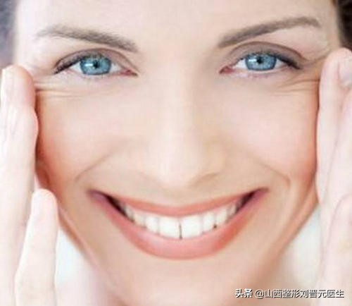 先改善细纹还是先修复抗衰,眼部显老怎么做抗衰