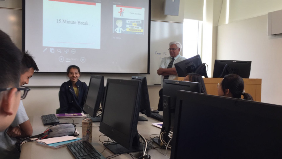 美国小木屋Day10|用英语沟通，修炼孩子公开演讲的硬本领