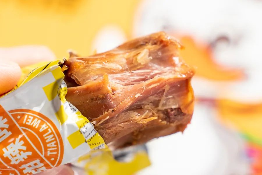 被薇娅直播间榨干零食预算后，写出了这篇测评报告（上）