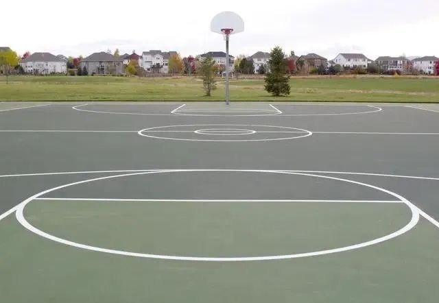 球场中的规则,打半场篮球新手必懂球场规则