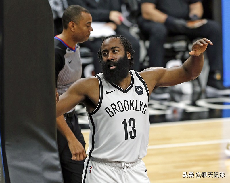 你退役我13号球衣，我送你13连败