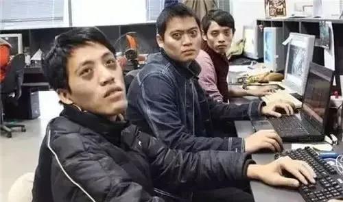 别再冒犯美工了。就一设计师，也想当美工