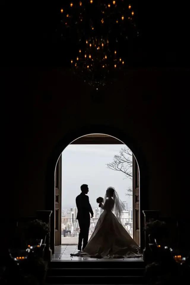 「快资讯」后浪们，到底还能把婚礼玩出什么“花”？