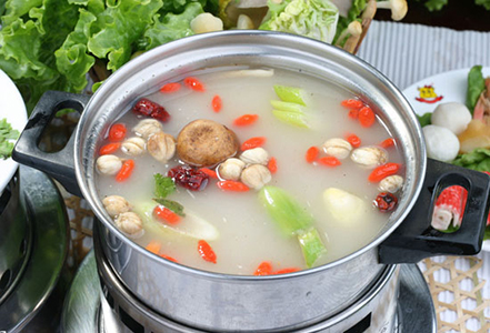鸡肉火锅清汤怎么做才好吃,鸡肉火锅家常做法清汤