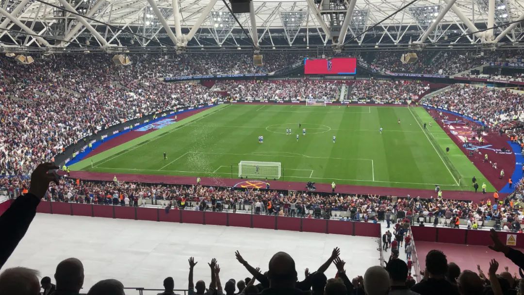 在英国开车自驾游,英国自驾游20000够吗