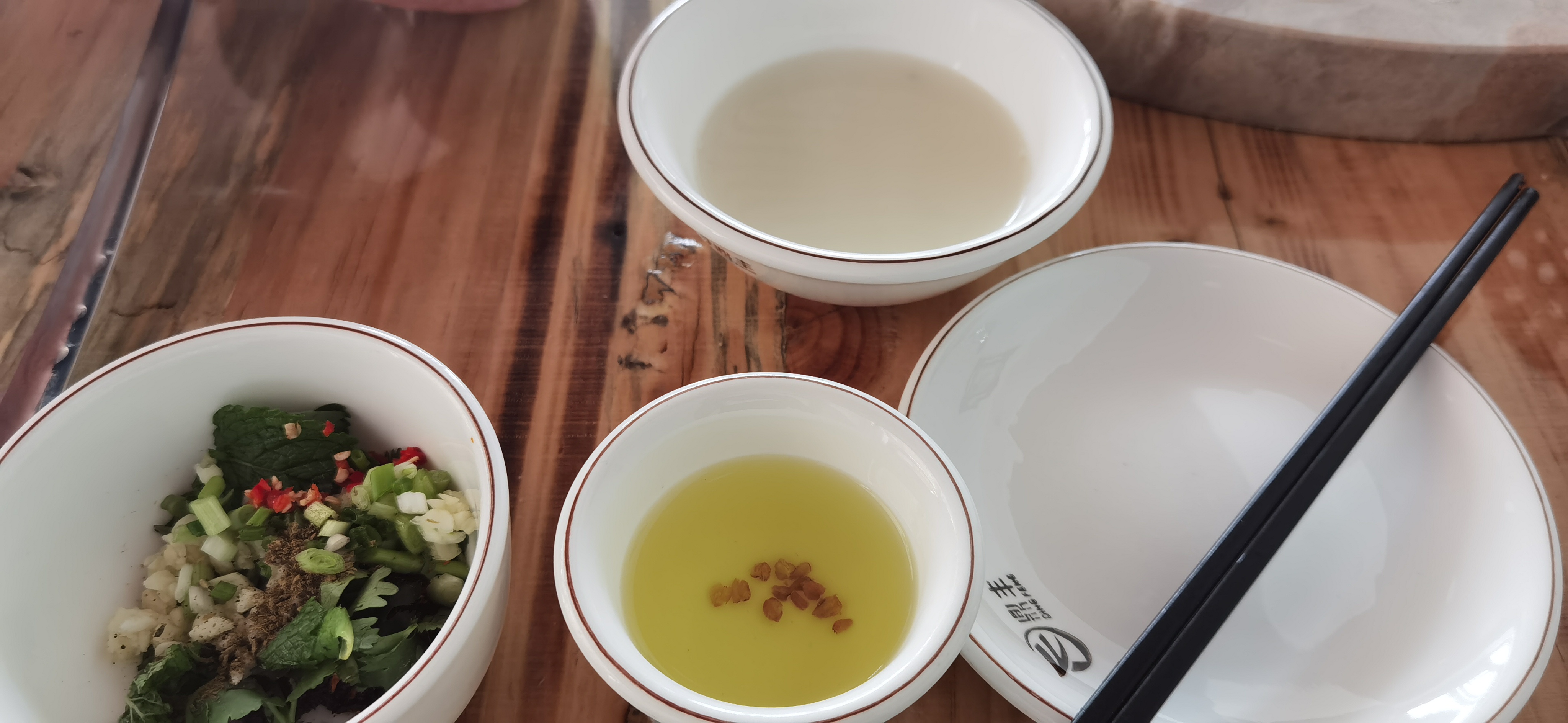 抚仙湖哪里吃铜锅鱼实惠,抚仙湖湖边哪里的石锅鱼最好吃