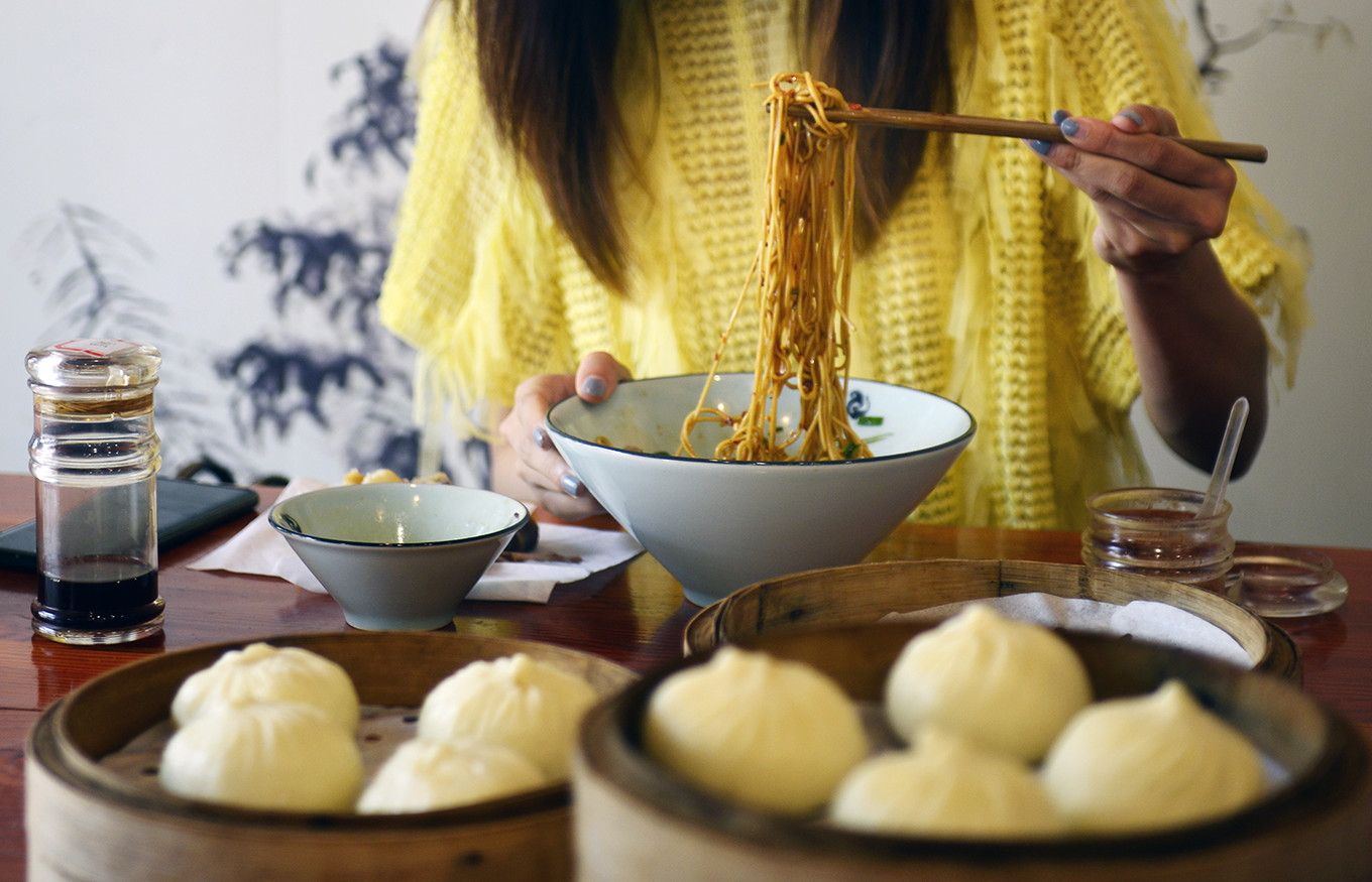 和小姐姐一起逛嘉兴吃百年传承的美味，大胆的把美好生活秀给你看