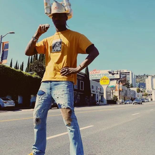 travisscottxairjordan1low,travisscottkanye穿搭