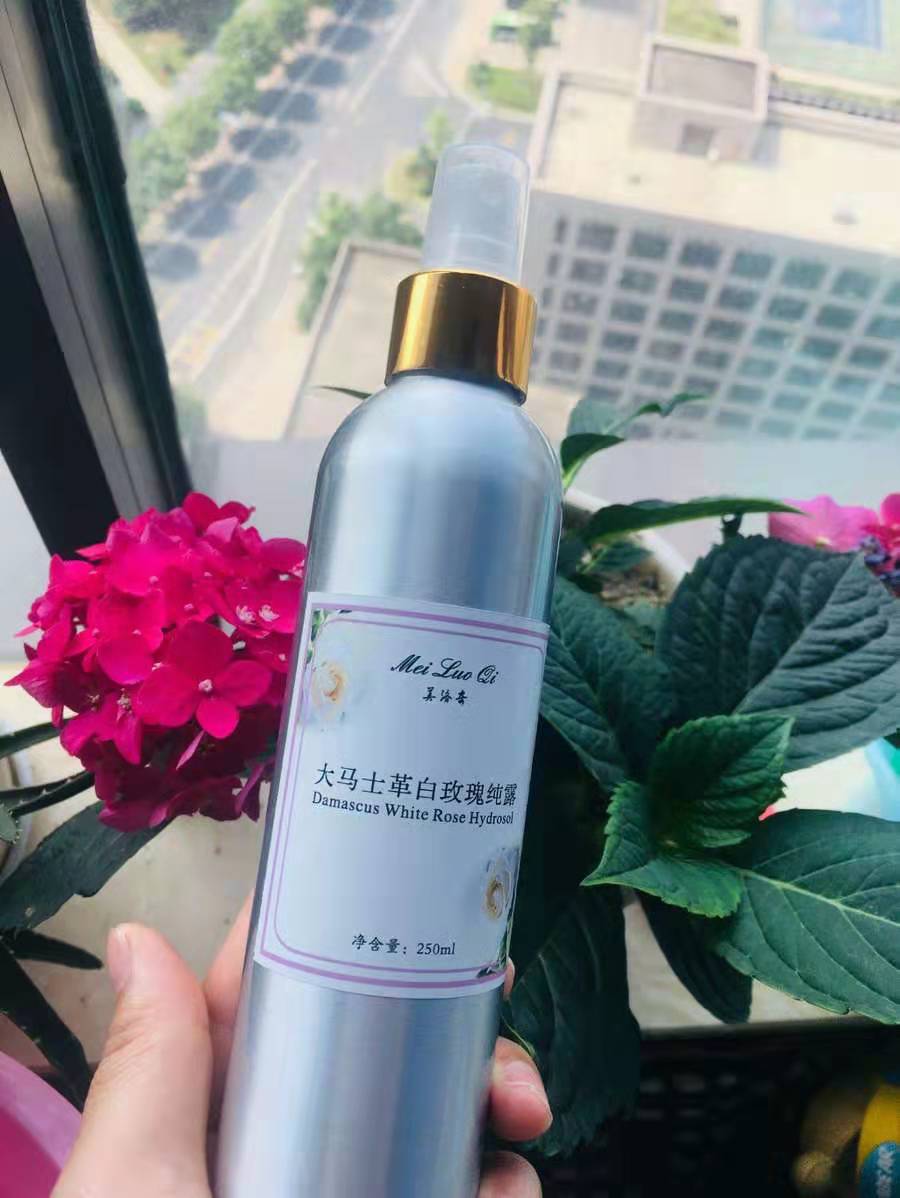 补水超好的爽肤水,补水效果超级好的大牌爽肤水干皮