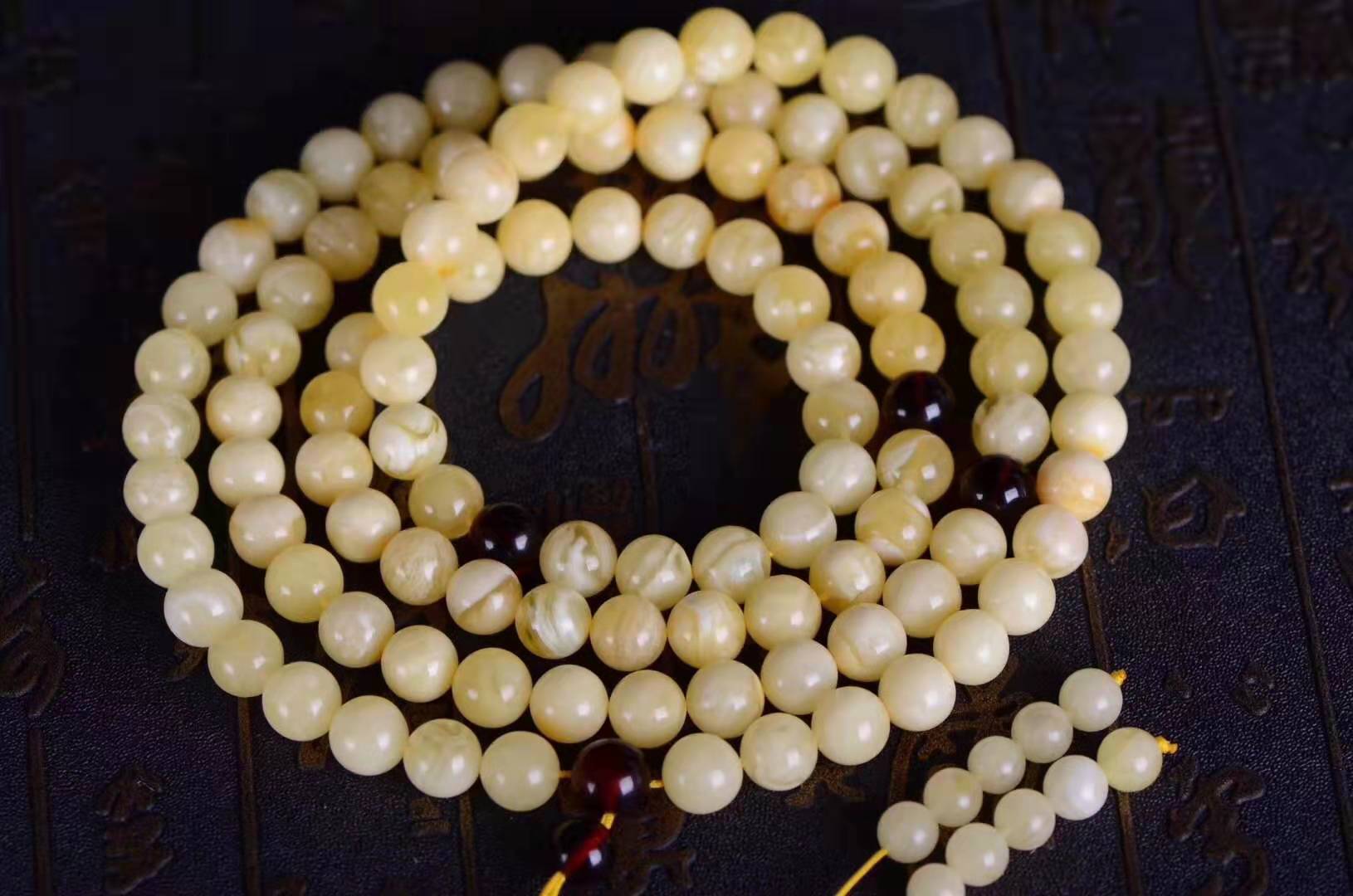 市面上的蜜蜡原石怎么辨别真假,琥珀蜜蜡怎么鉴定真假图片视频