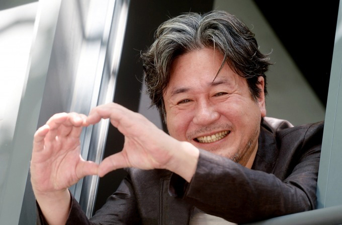 全智贤河正宇柏林宣传,河正宇国民女神全智贤