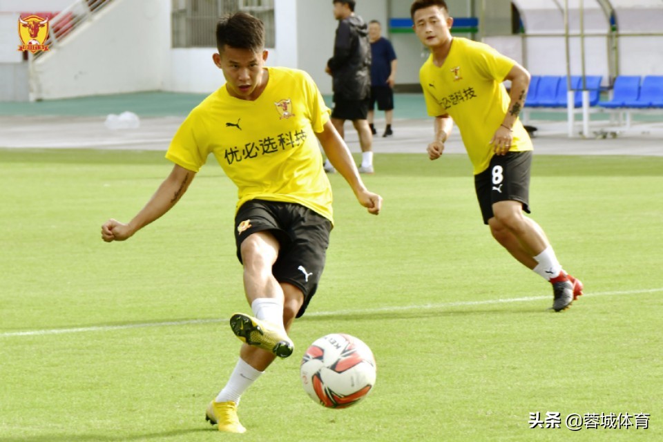 涓箼鍥涘窛浼樺繀閫変簩鍗佸洓杞洿鎾〃,涓箼鍗楀尯鍐茬敳