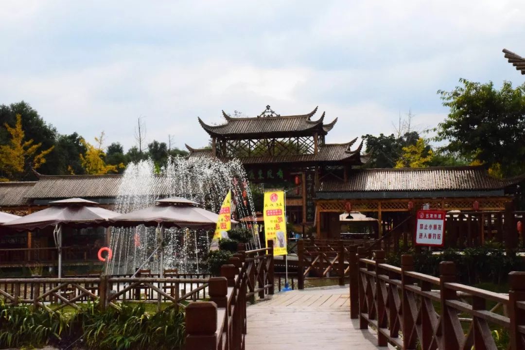 新都民国风情小镇,成都25个特点小镇