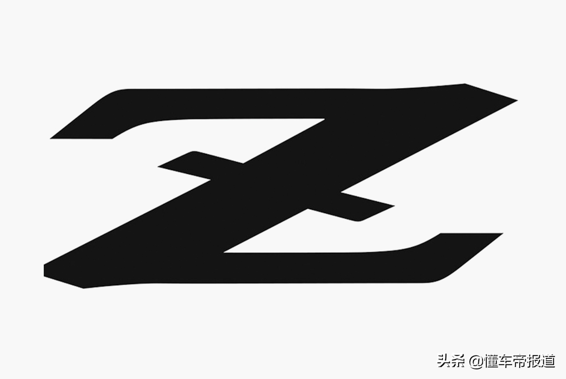 日产更换logo标志,日产logo新款
