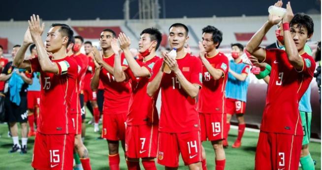 名嘴黄健翔大胆做出预测，国足出线概率超过50%，他给了三个理由