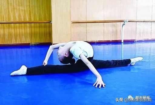 四岁小孩被劝退,四岁的孩子被学校劝退