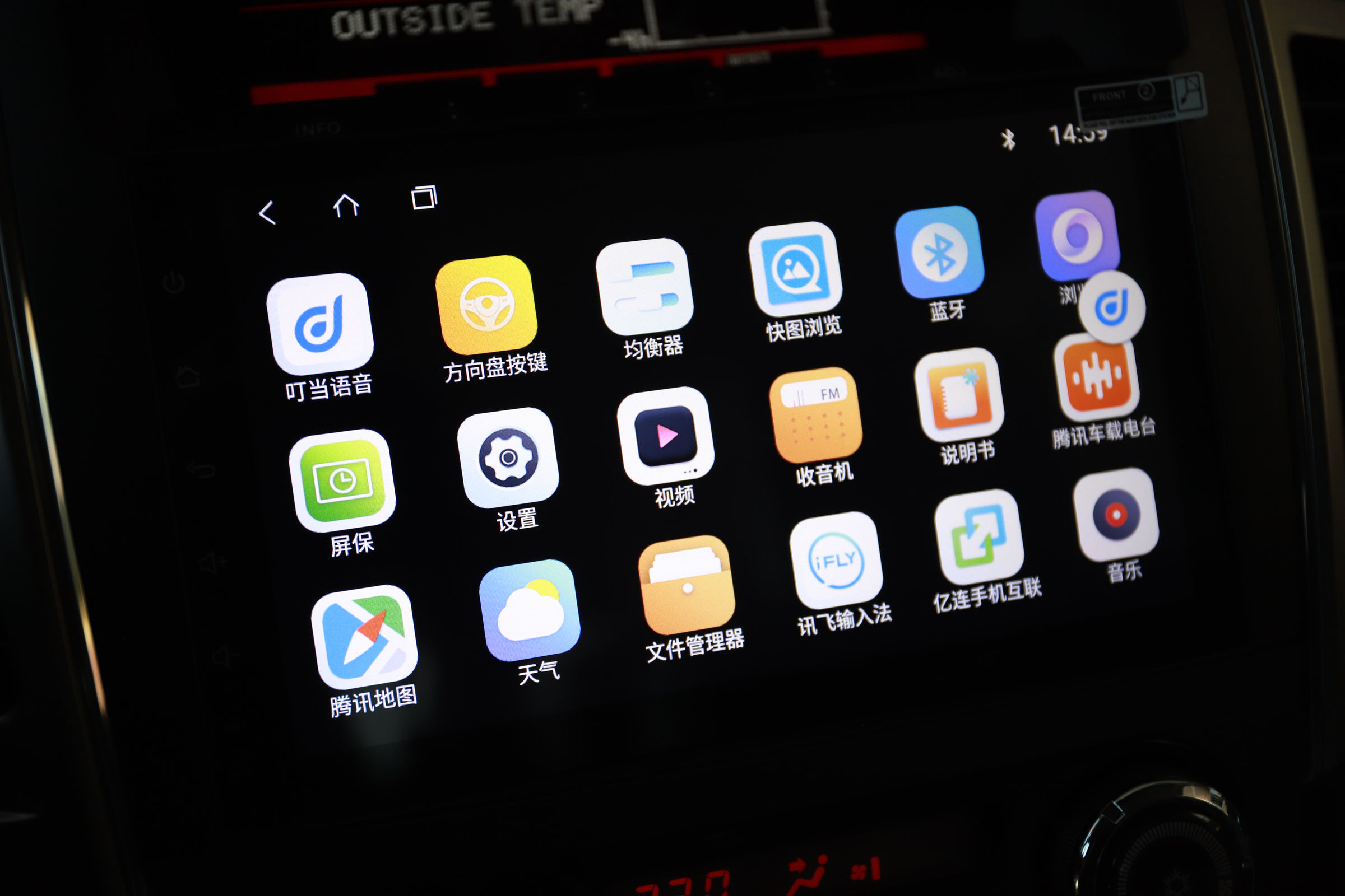 帕杰罗v77与lc100陆巡4500哪个好,2020款三菱进口帕杰罗越野视频