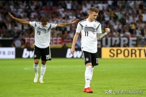 欧洲杯捷克对攻荷兰,荷兰对攻战