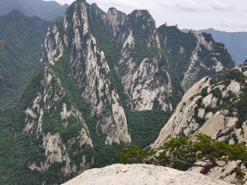 华山派的轻功一定被低估了——华山一日游有感
