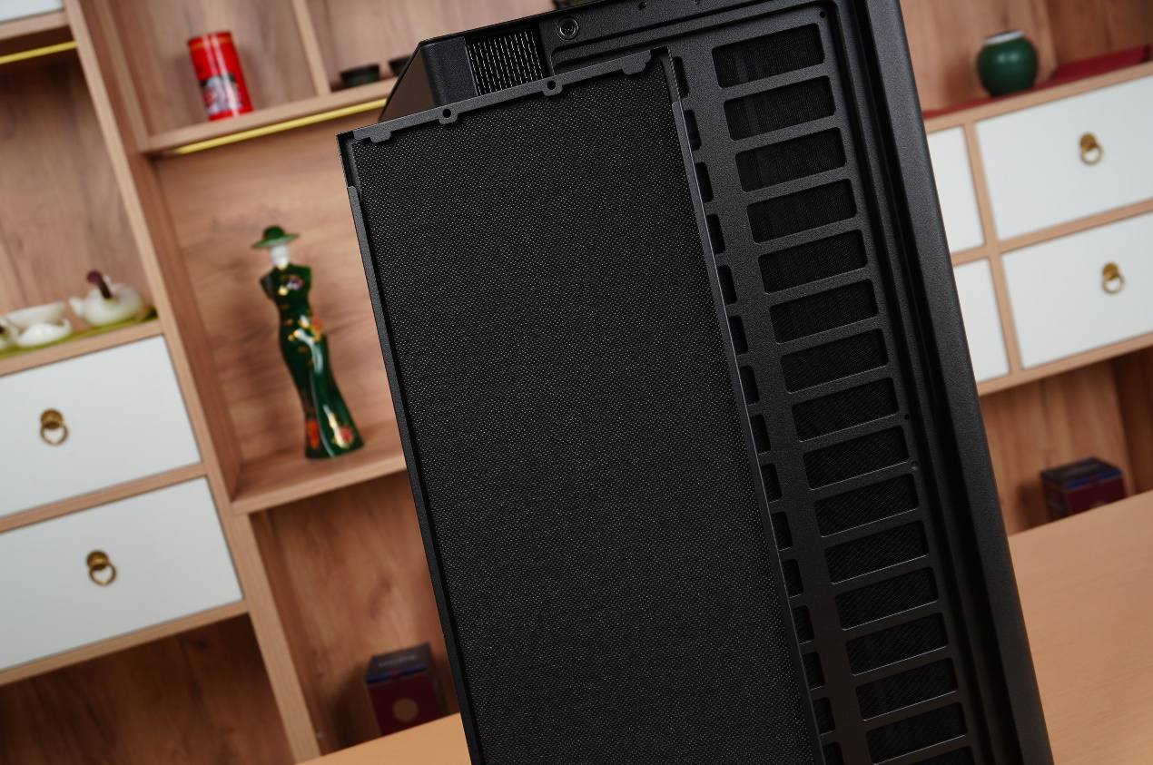 爱国者yogom2机箱,爱国者yogok100机箱风扇接哪里