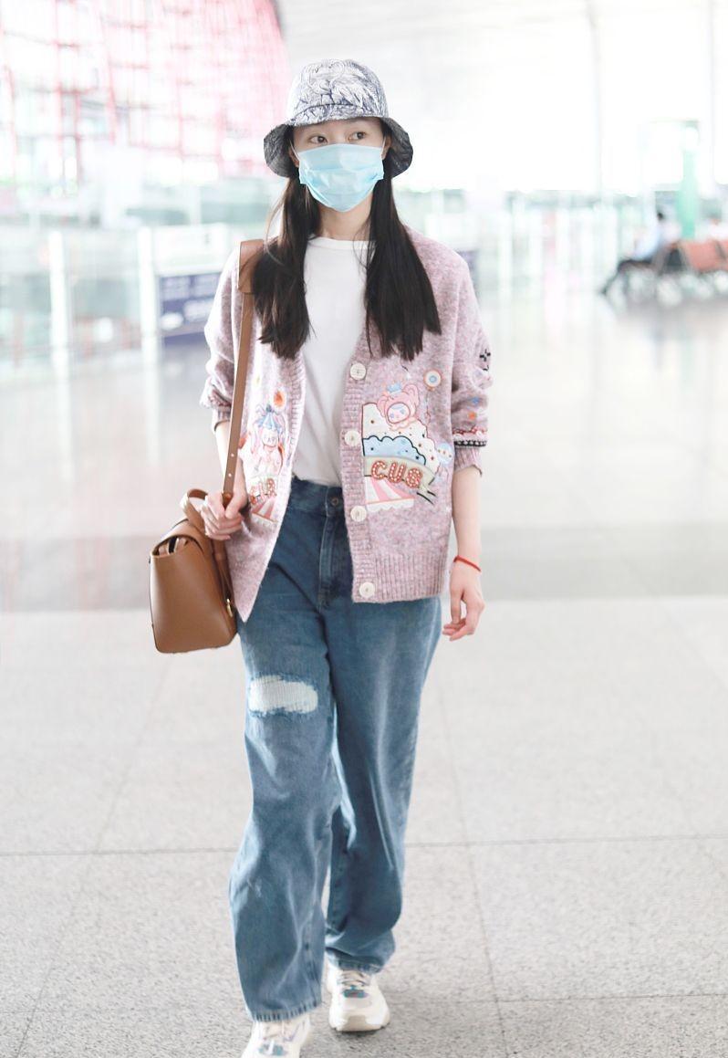 宋轶小雏菊印花裙,宋轶牛仔短裙穿搭