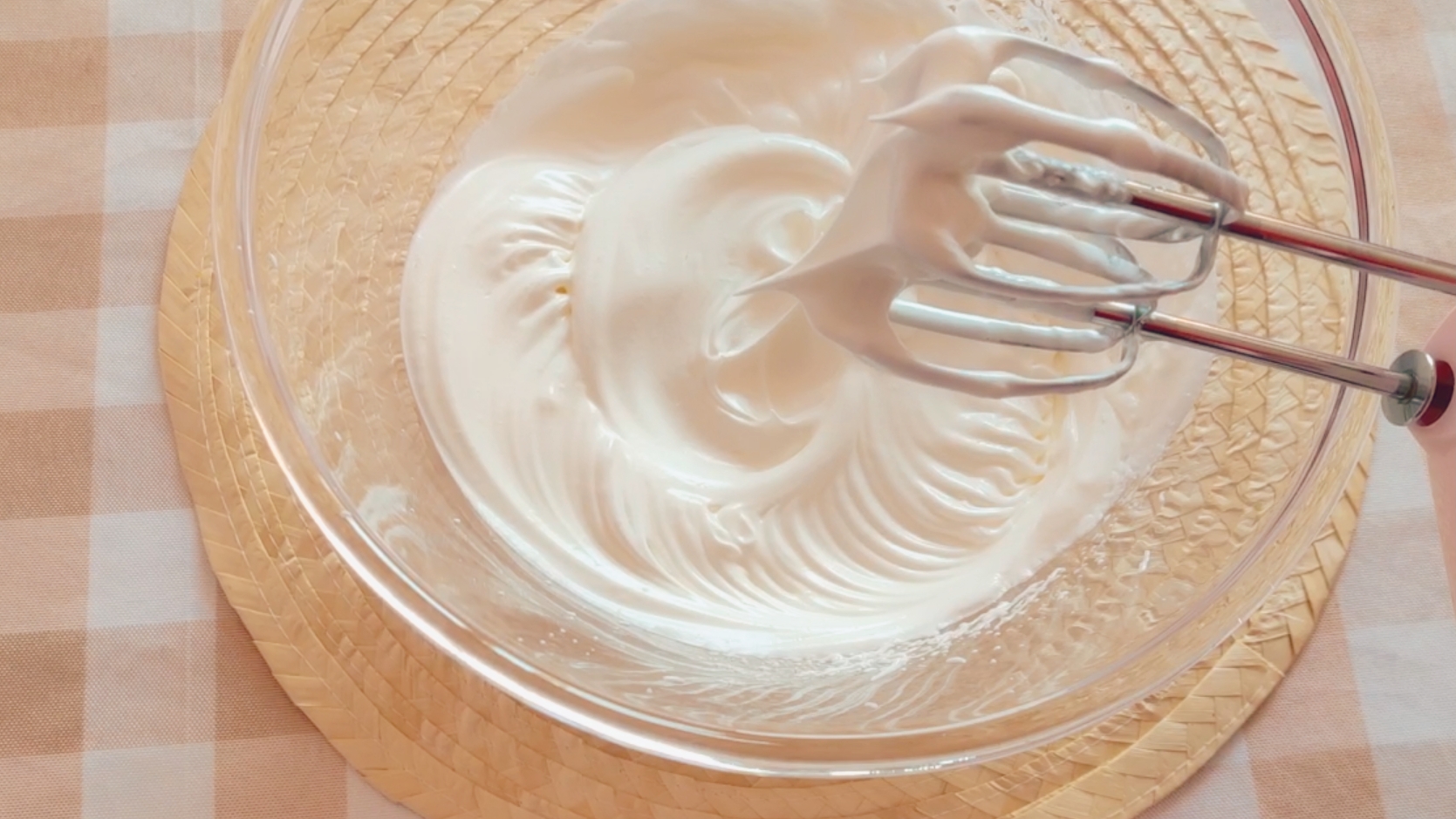 超柔软巧克力戚风蛋糕教程,巧克力戚风蛋糕做法8寸详细教程