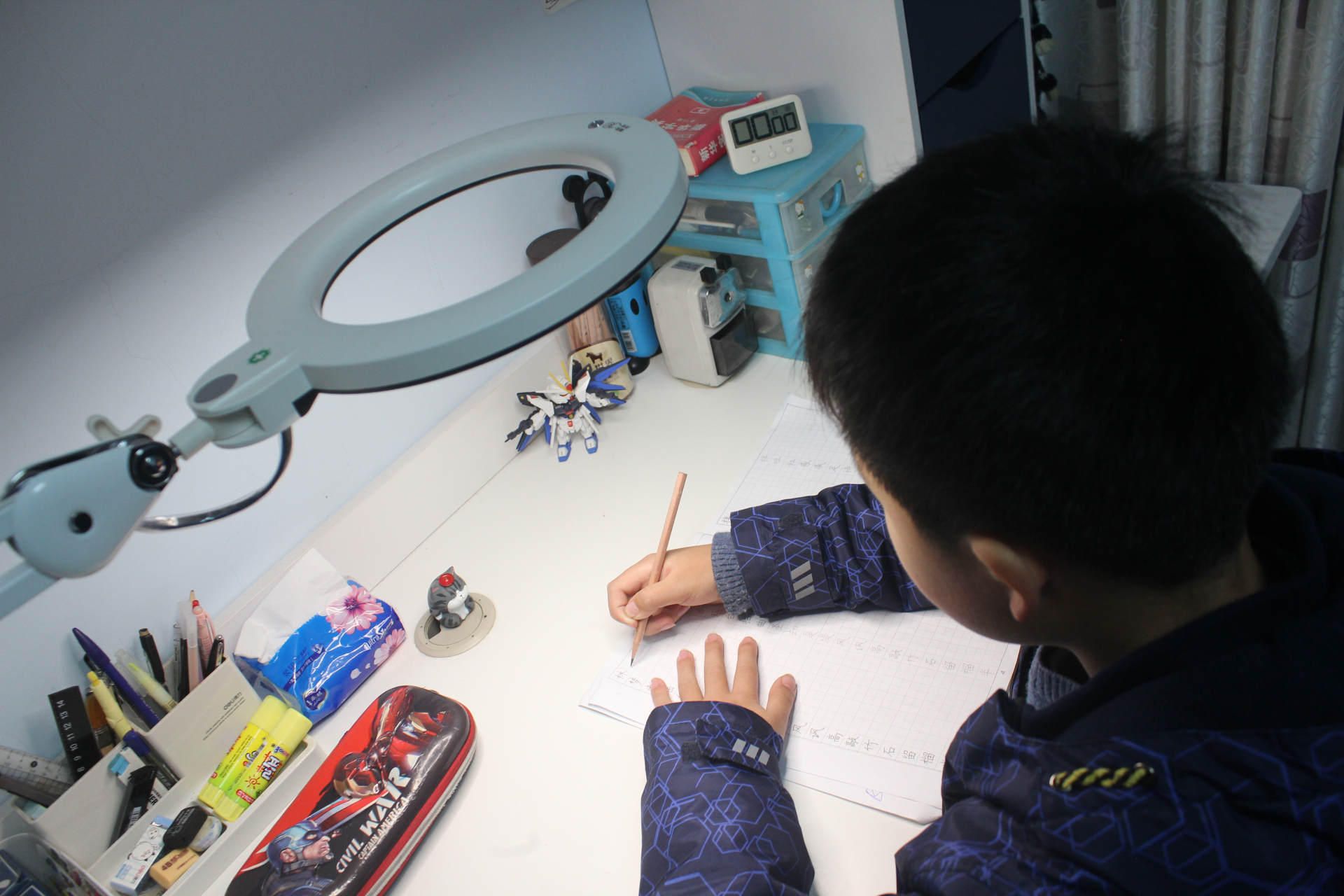 爱德华天使之光和非凡之光护眼灯,爱德华医生非凡之光护眼灯