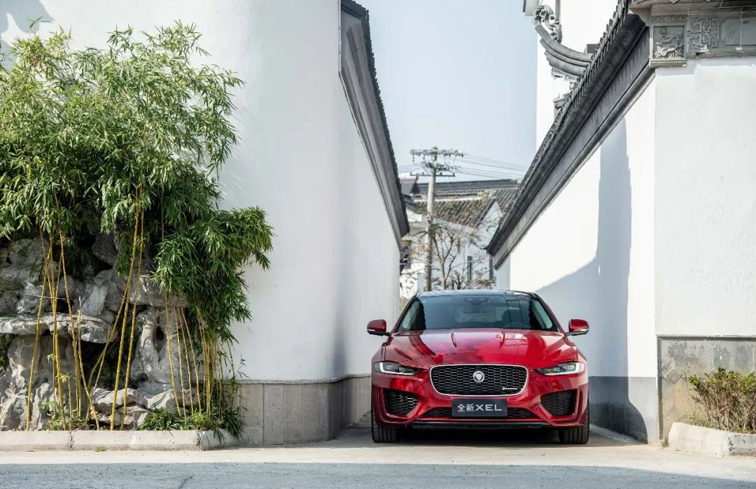 21款白色捷豹xel试驾视频讲解,捷豹xel200ps青春运动版试驾