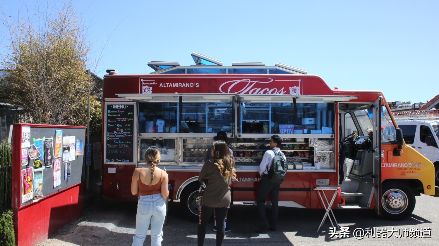 如何制作路边摆摊小吃赚钱,普通人怎样做小吃店铺赚钱