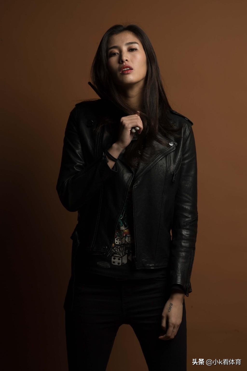 足球辣妹真实照片,足球辣妹长袖