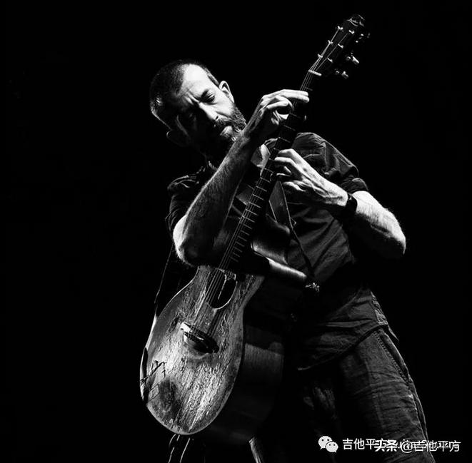 [AG杂志]Lowden代言人JonGomm分享给吉他爱好者的10个小建议