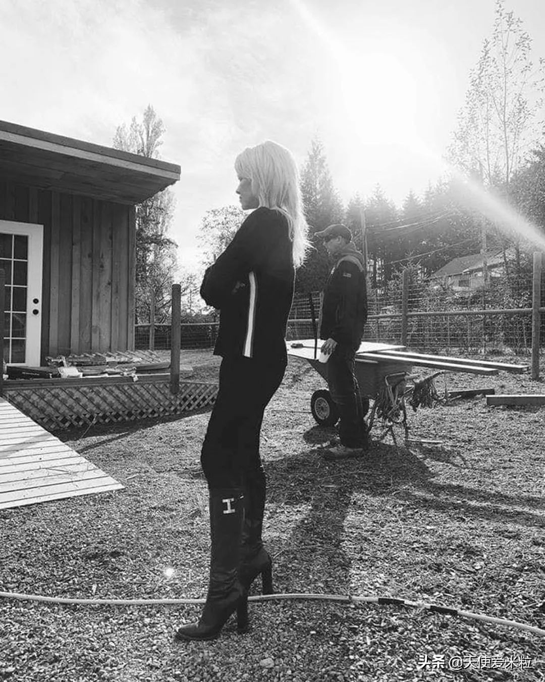 53岁结婚5次嫁给前世界首富,帕米拉·安德森丈夫