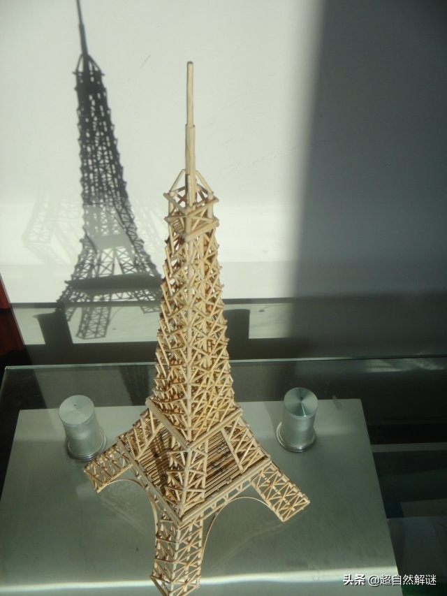 如何用牙签做一个埃菲尔铁塔,怎么用牙签和橡皮泥做埃菲尔铁塔