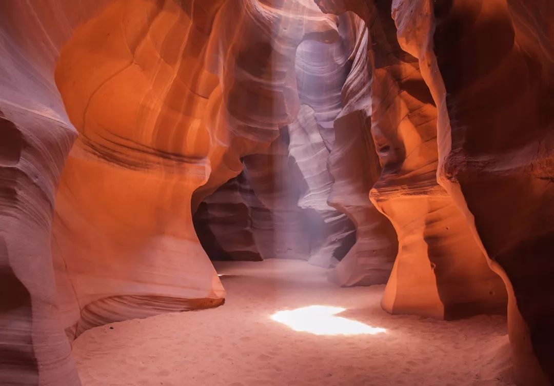 地球上长得最不像地球的地方,世界上最不像地球的地方景色