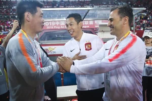 国足教练李霄鹏董路,李霄鹏谈国足战术